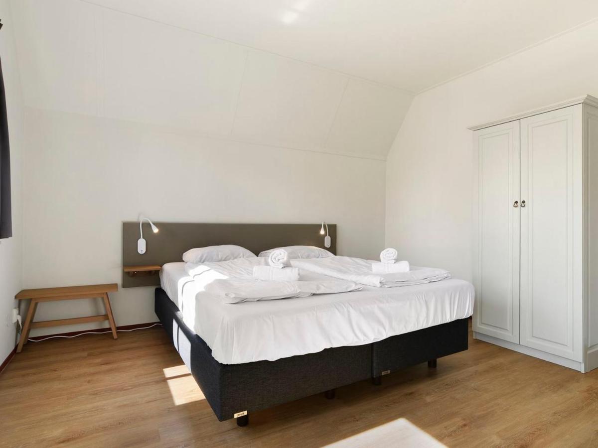 Luxury 4-Person Residence In The Holiday Park Landal Esonstad Anjum Екстер'єр фото